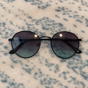 Jeepers Peepers Round Sunglasses